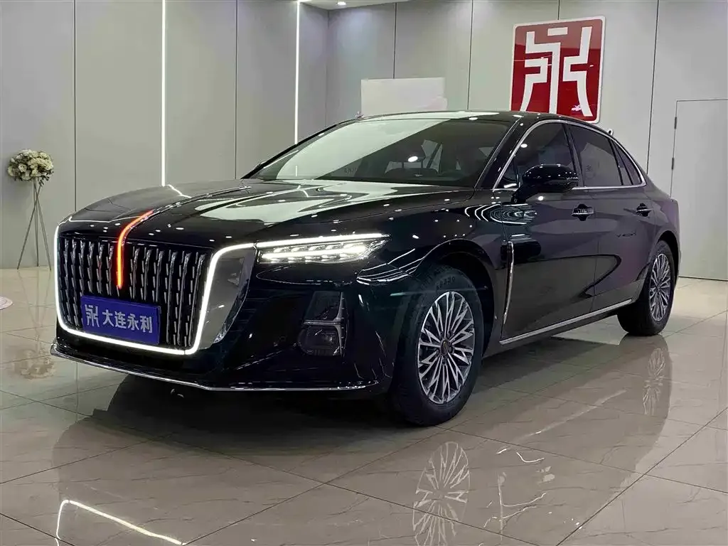 Hongqi H5 — фото 1
