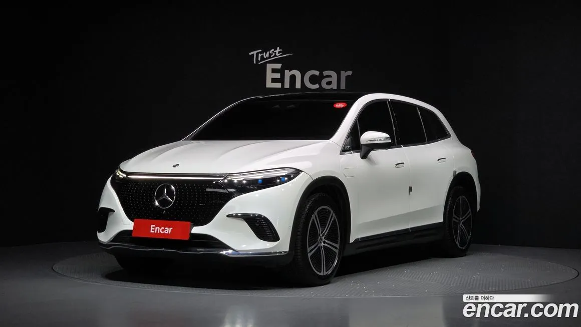 Mercedes-Benz EQS