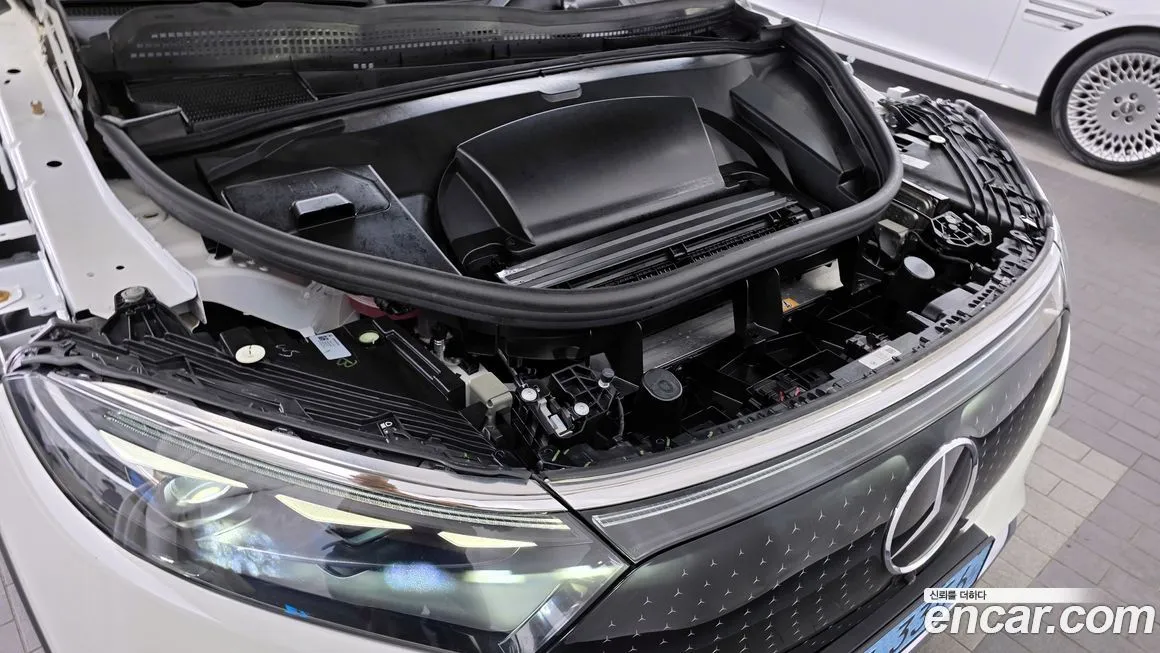 Mercedes-Benz EQS 2023 из KR, фото 4