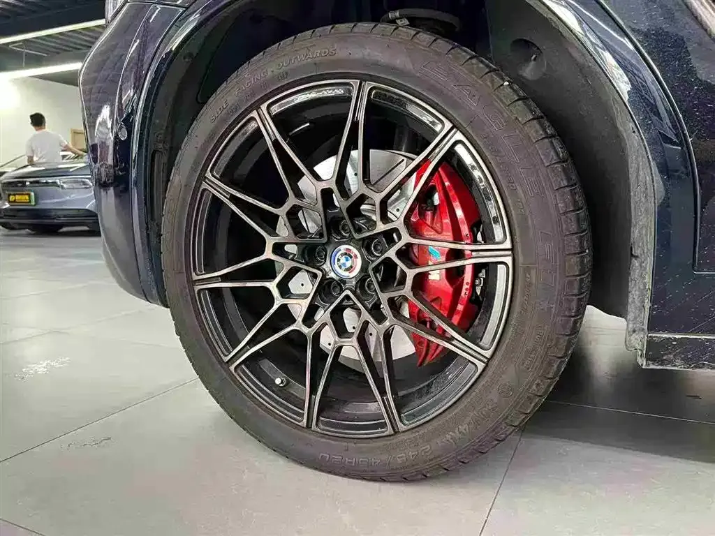 BMW X3 — фото 9