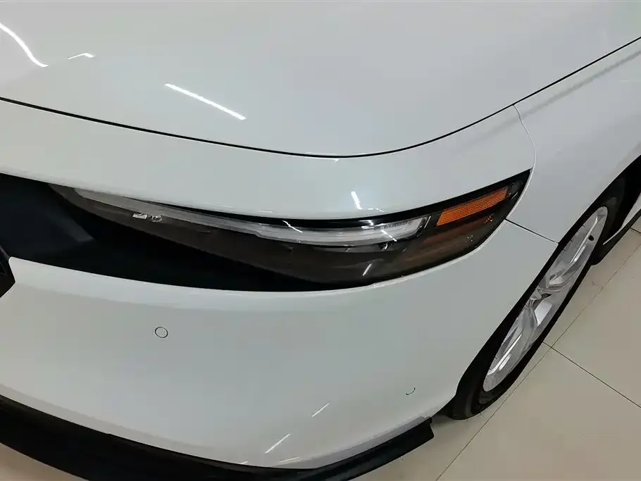 Honda Accord — фото 3