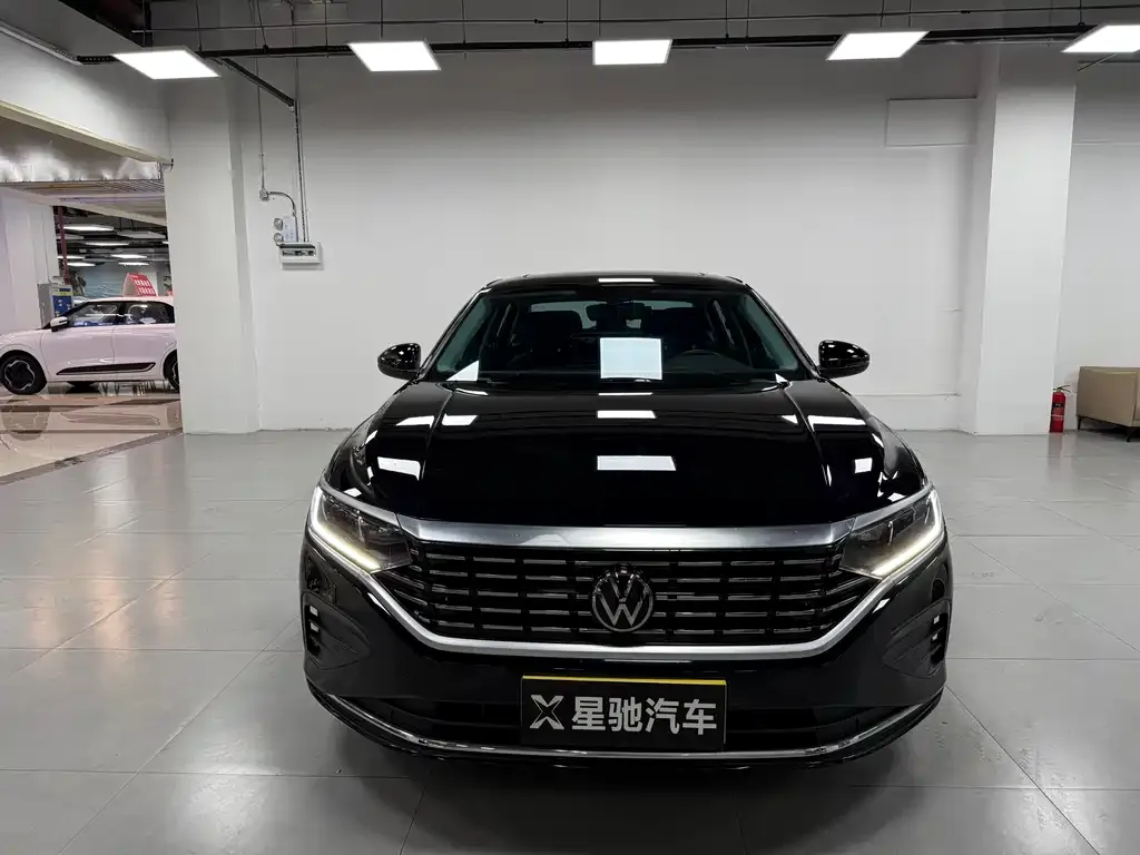 Volkswagen Passat — фото 2