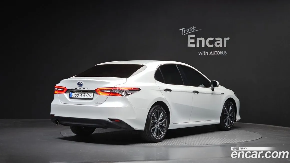Toyota Camry 2024 из KR, фото 2