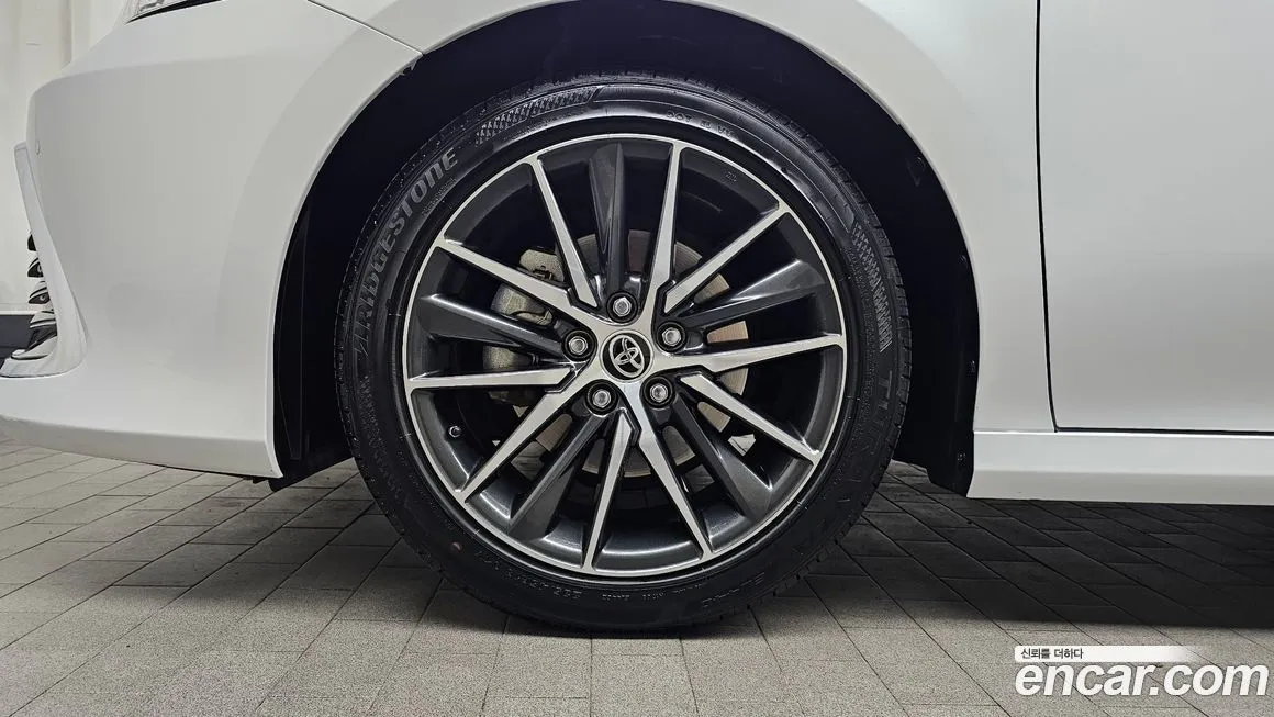 Toyota Camry 2024 из KR, фото 9