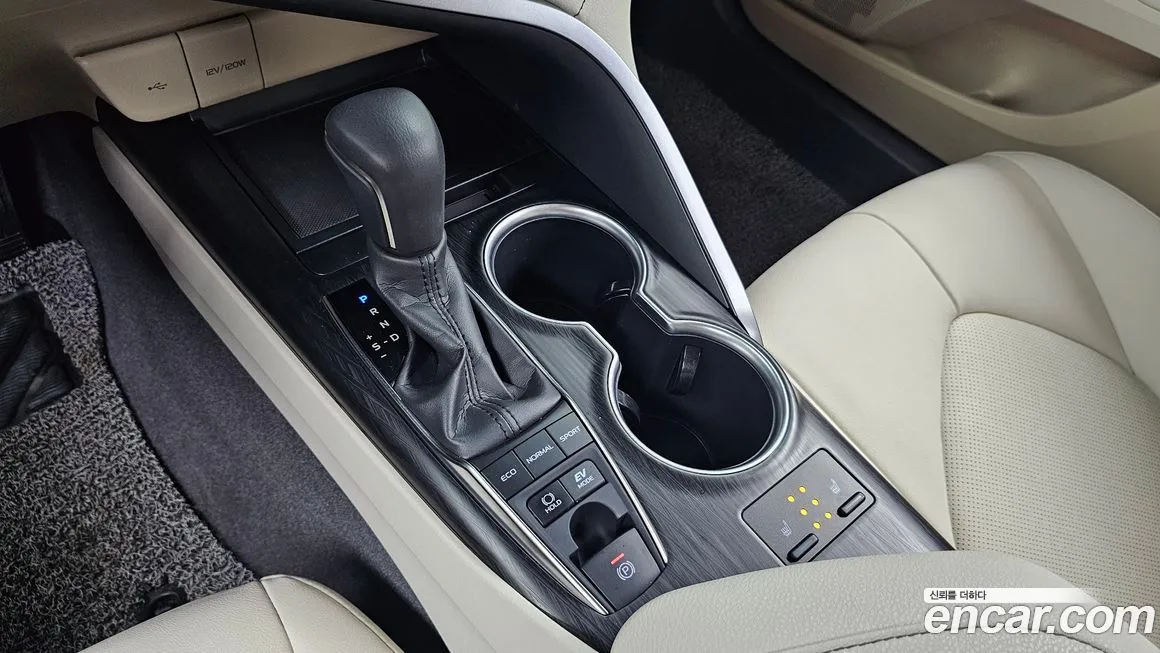 Toyota Camry 2024 из KR, фото 10