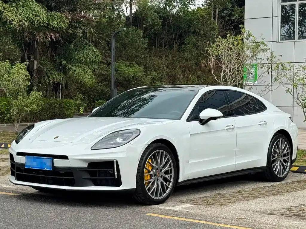 Porsche Panamera — фото 10