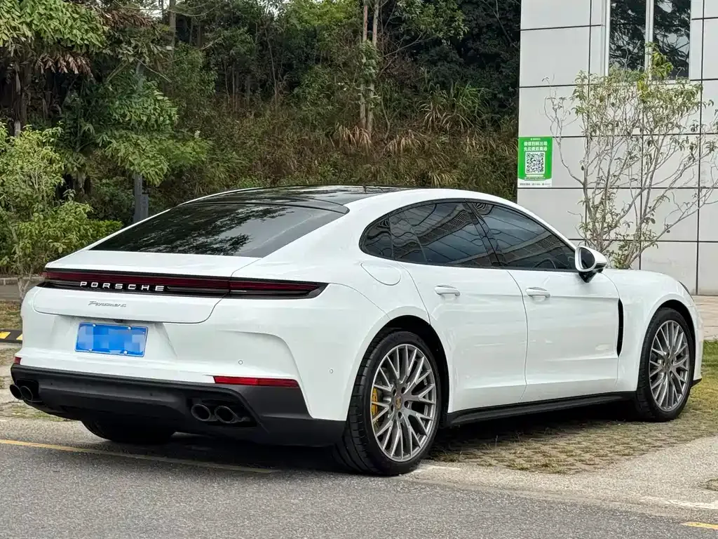 Porsche Panamera — фото 7