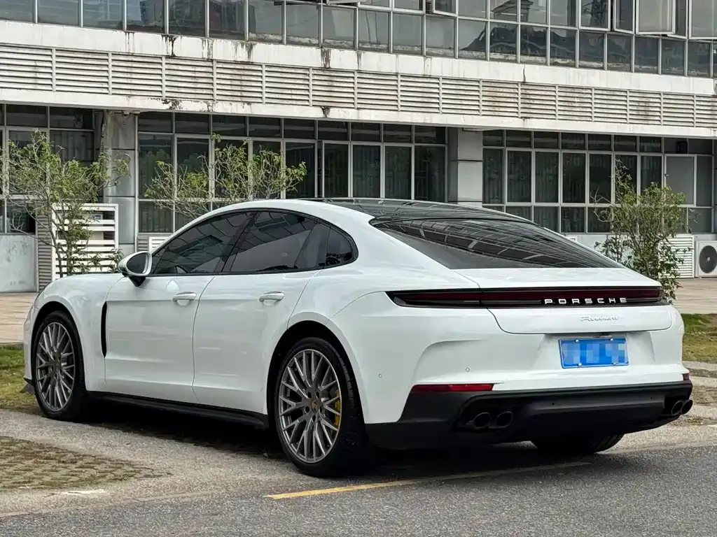 Porsche Panamera — фото 3