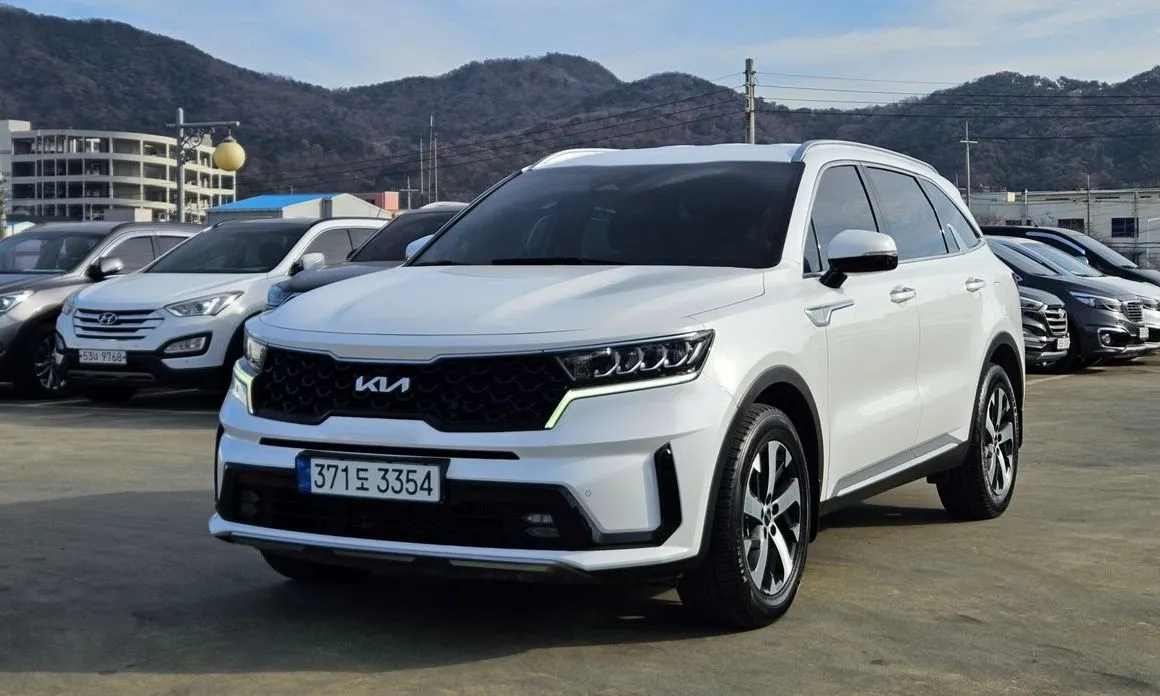 Kia Sorento — фото 1