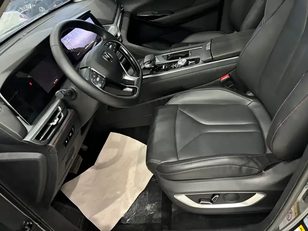Changan CS75PLUS — фото 6