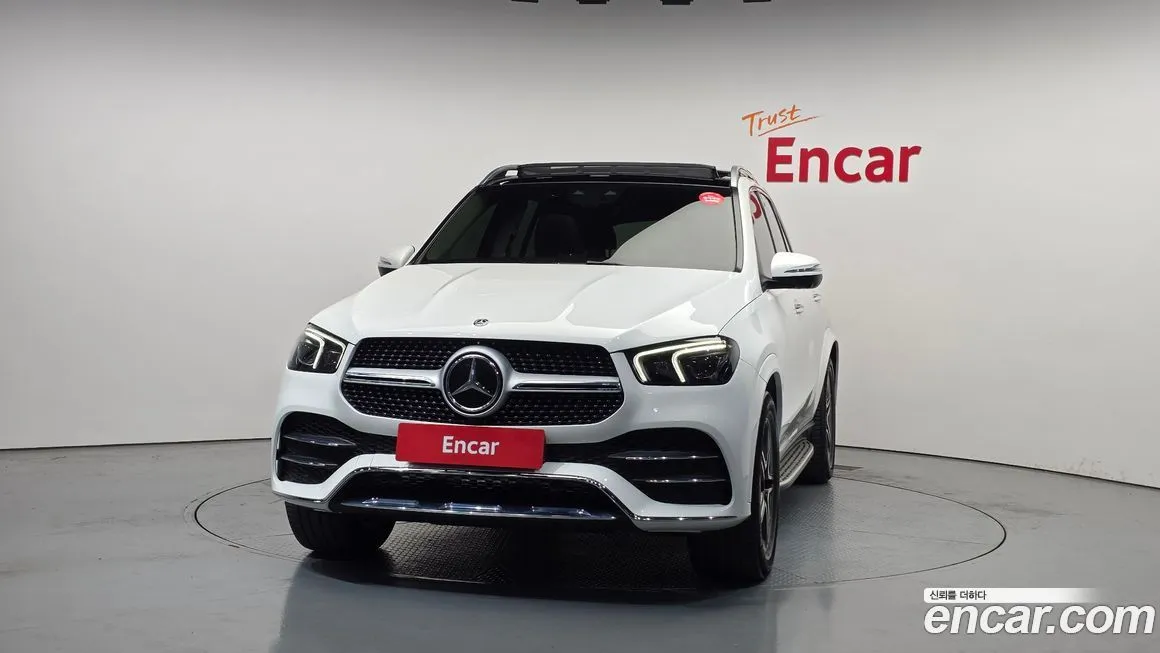 Mercedes-Benz GLE-Class — фото 6