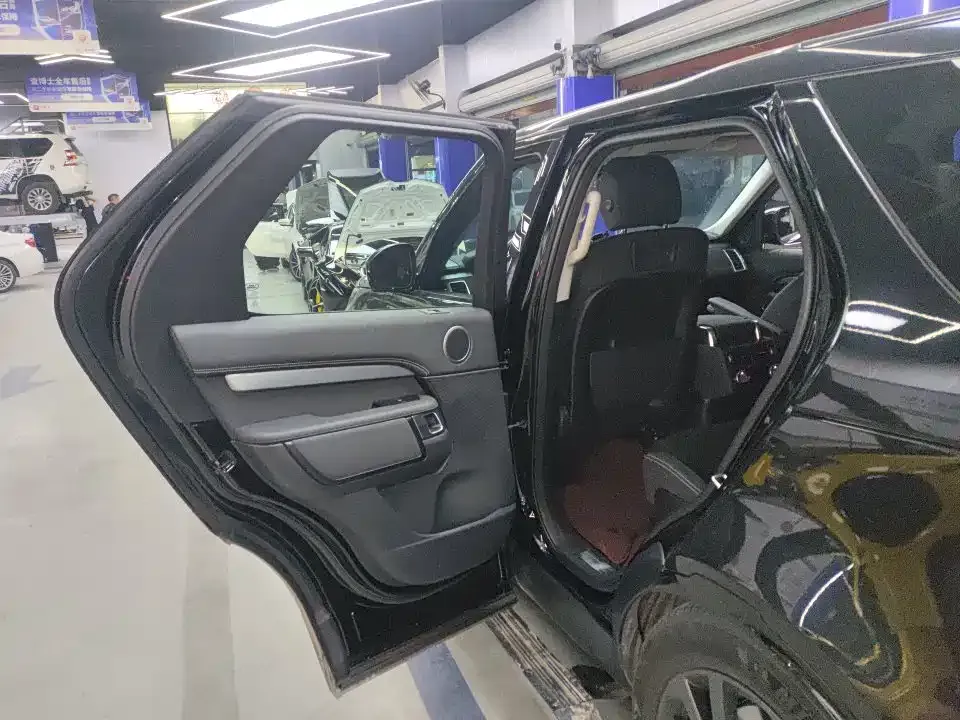 Land Rover Discovery 2022 из CN, фото 4