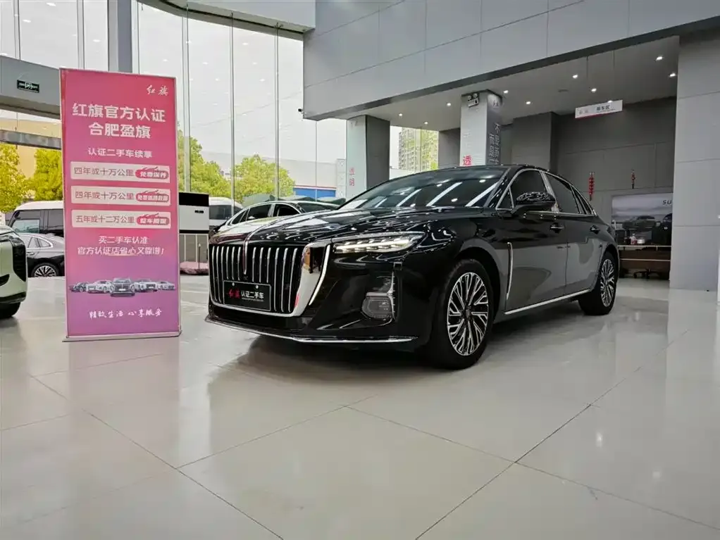Hongqi H5 — фото 1