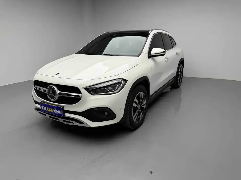 Mercedes-Benz GLA — фото 1