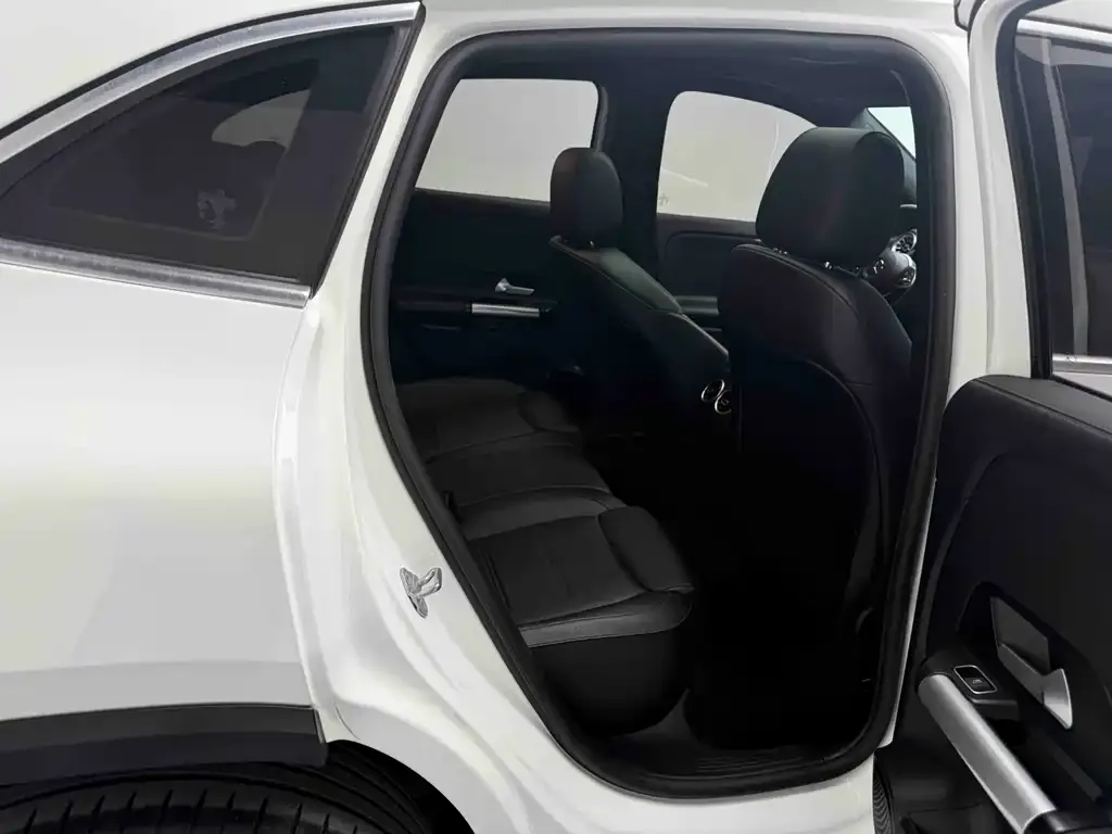Mercedes-Benz GLA — фото 5