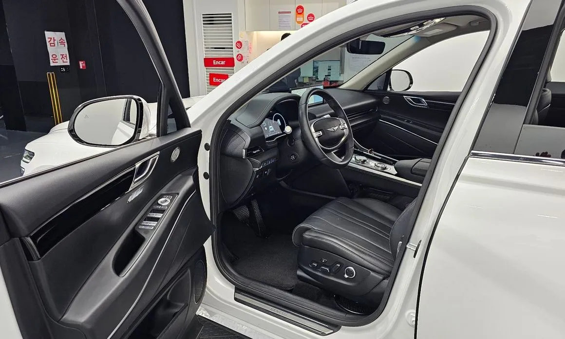 Genesis GV80 — фото 10