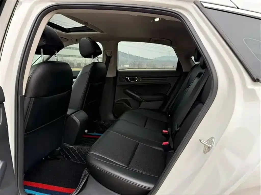 Honda Civic — фото 5