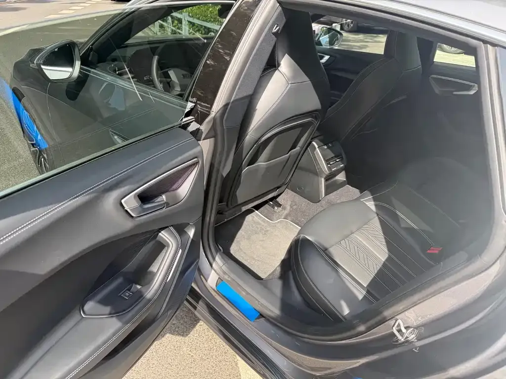 Audi A5L 2026 из CN, фото 6