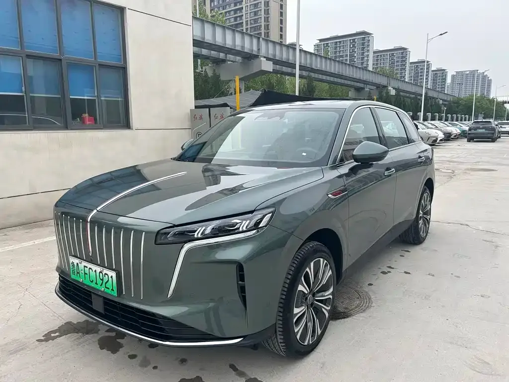 Hongqi HS6 PHEV