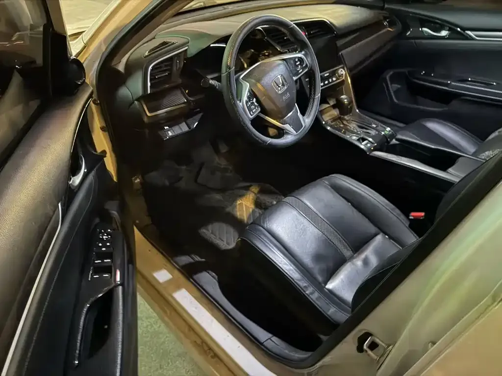 Honda Accord — фото 5