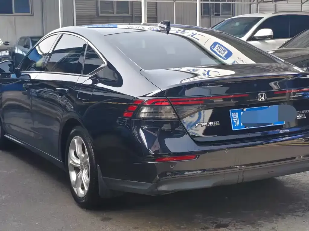 Honda Accord — фото 2