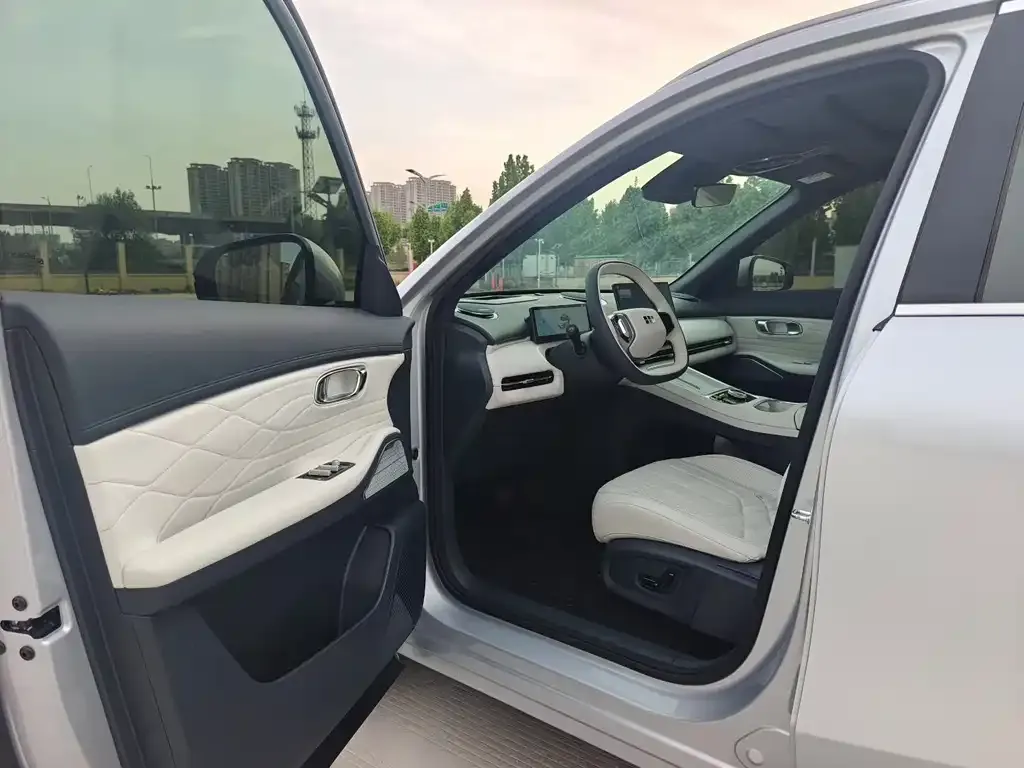 Geely Galaxy Xingjian 7 2025 из CN, фото 5