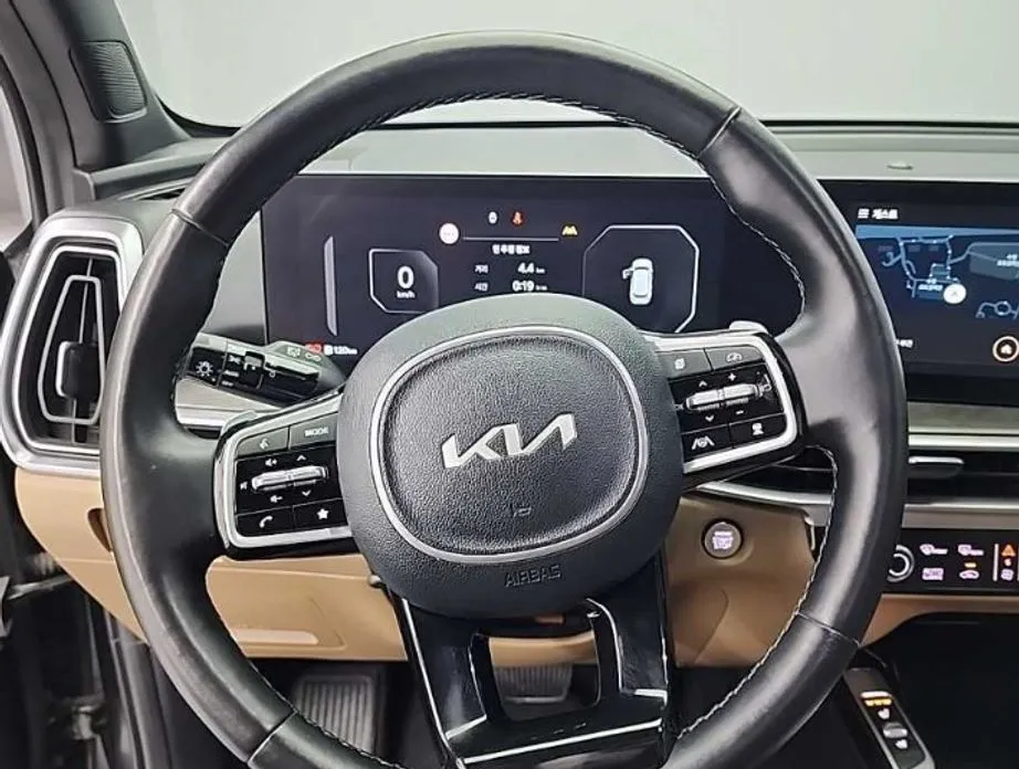Kia Sorento — фото 5