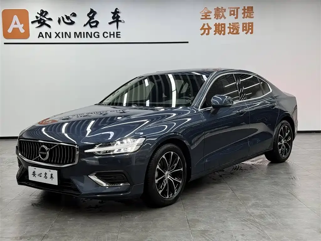 Volvo S60 — фото 1