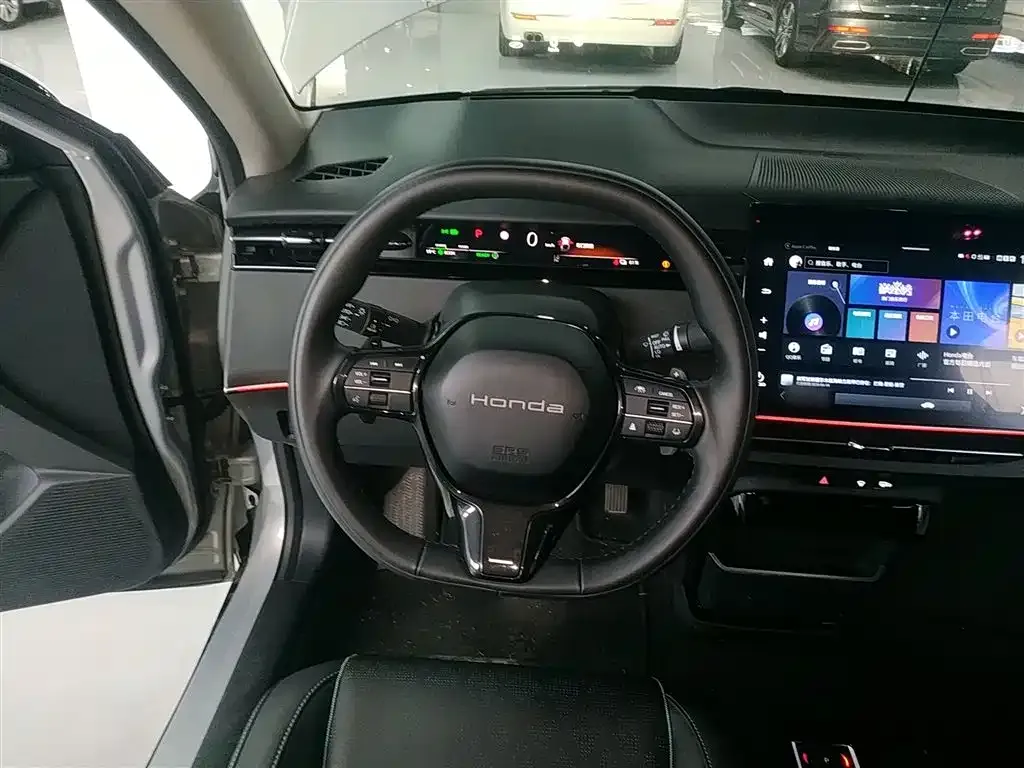 Honda e:NP2 2024 из CN, фото 10