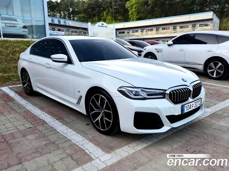 BMW 5-Series 2022 из KR, фото 10