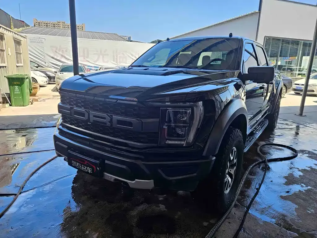 Ford F-150 Raptor