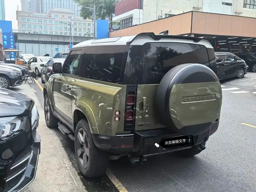 Land Rover Defender — фото 9