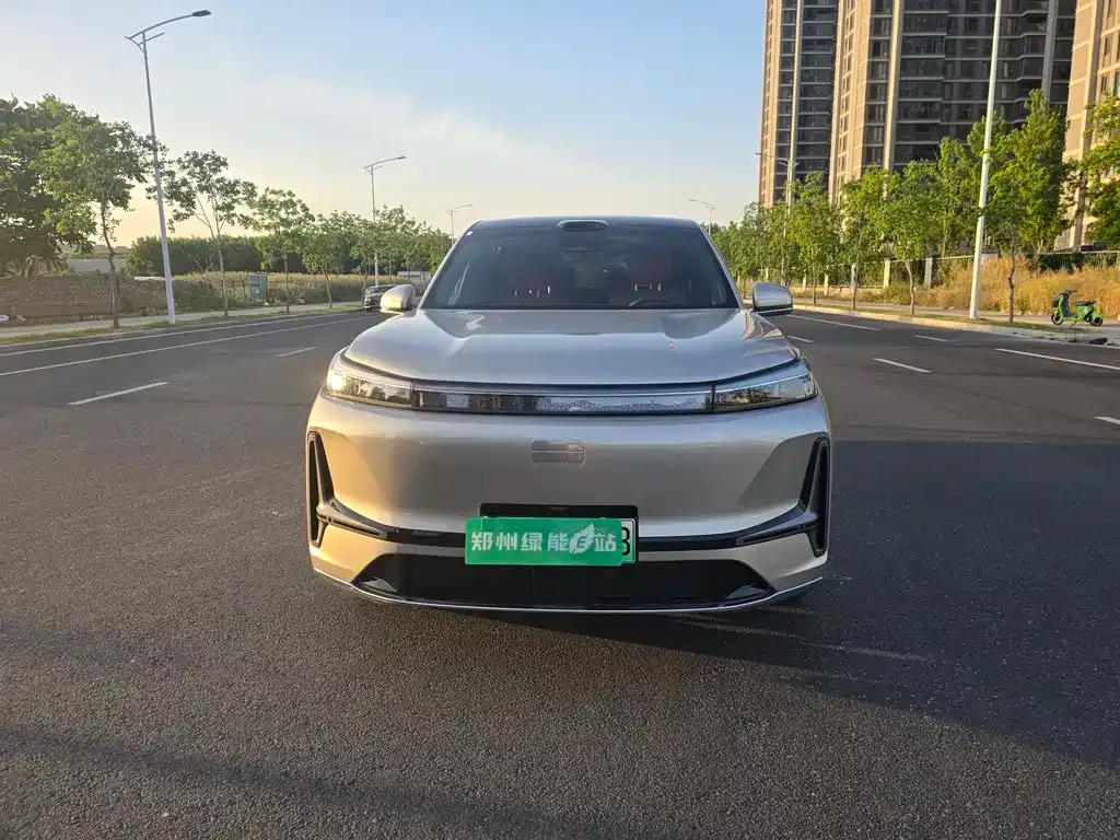 Geely Galaxy M9 — фото 2