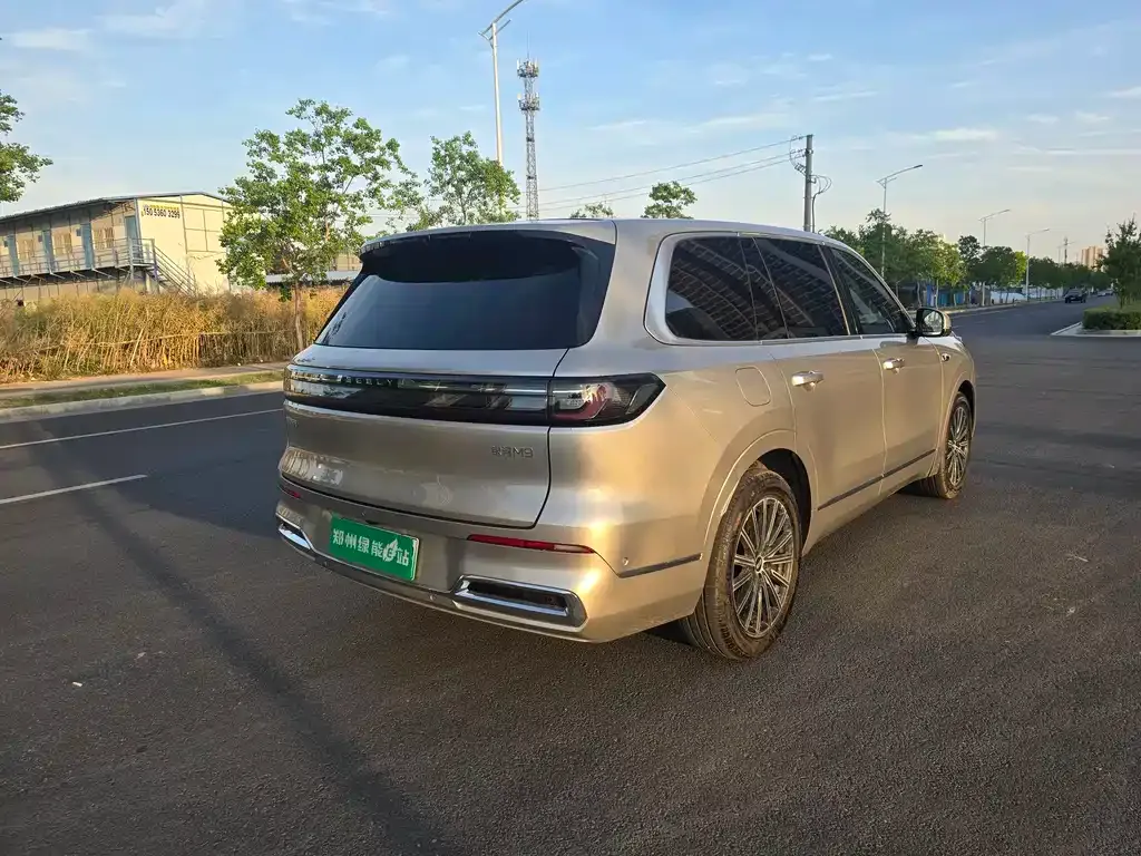 Geely Galaxy M9 — фото 5