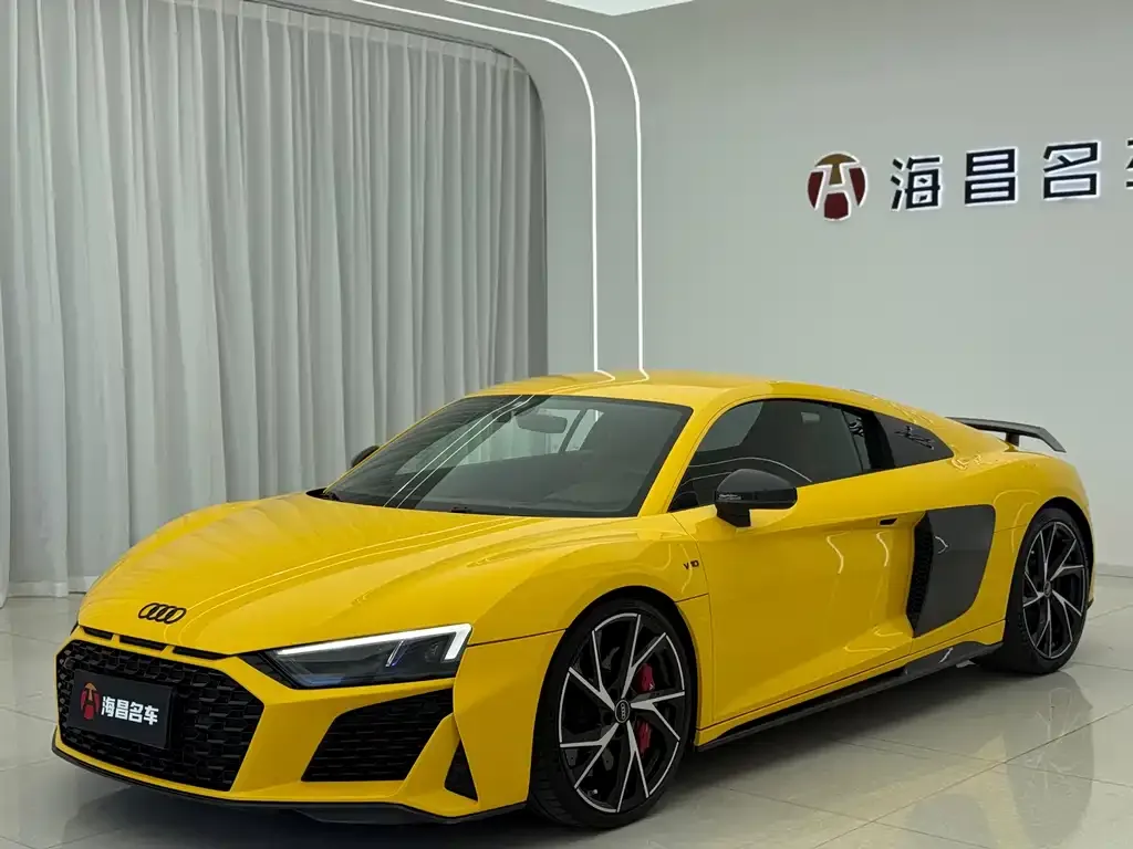 Audi R8