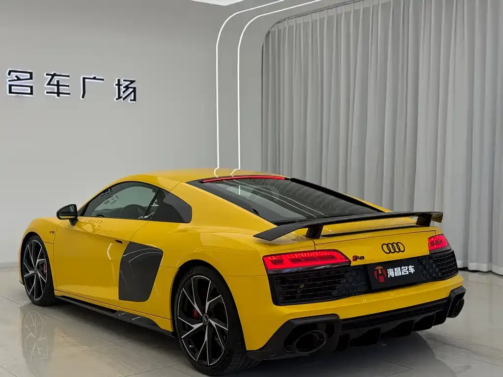 Audi R8 2023 из CN, фото 8