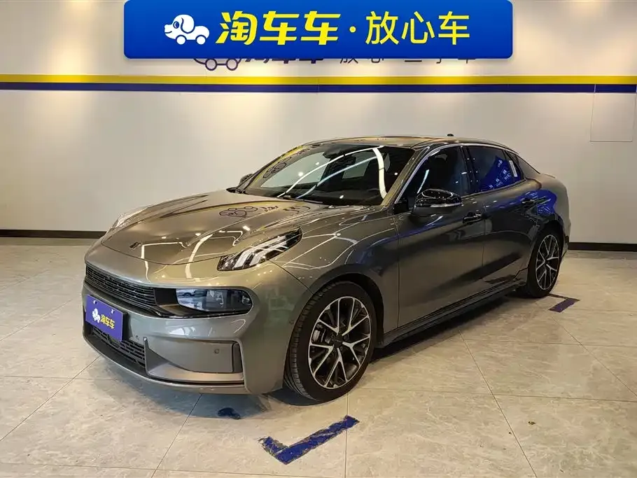 Lynk & Co 03 — фото 1