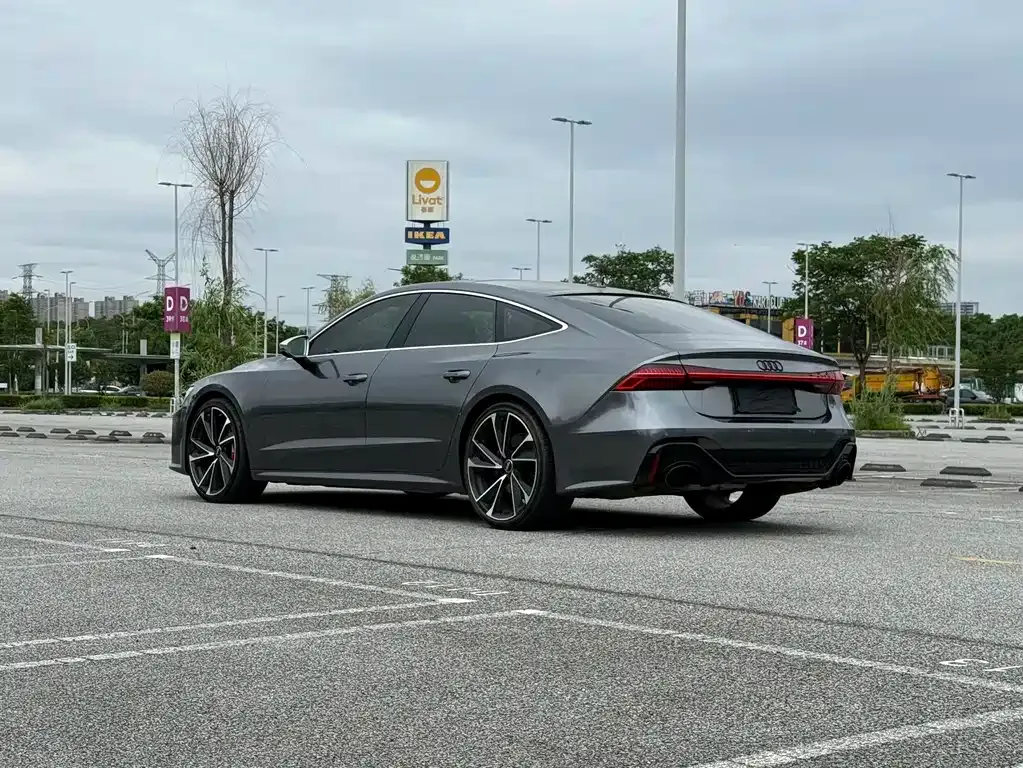 Audi A7 2021 из CN, фото 2