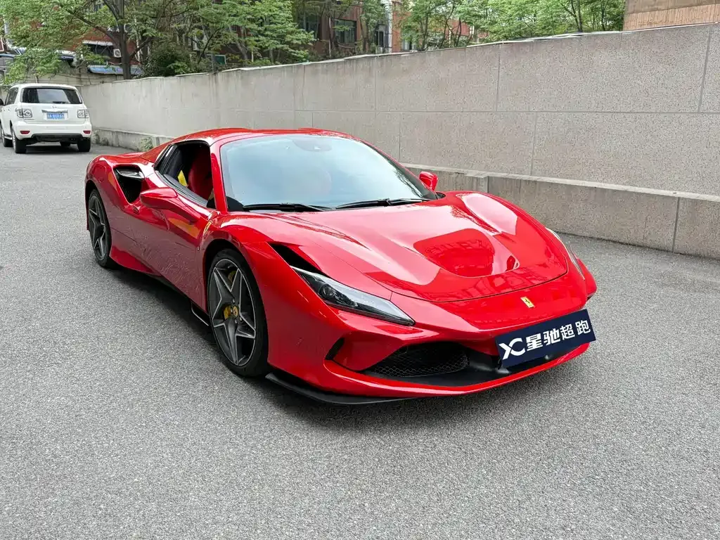 Ferrari F8 — фото 1