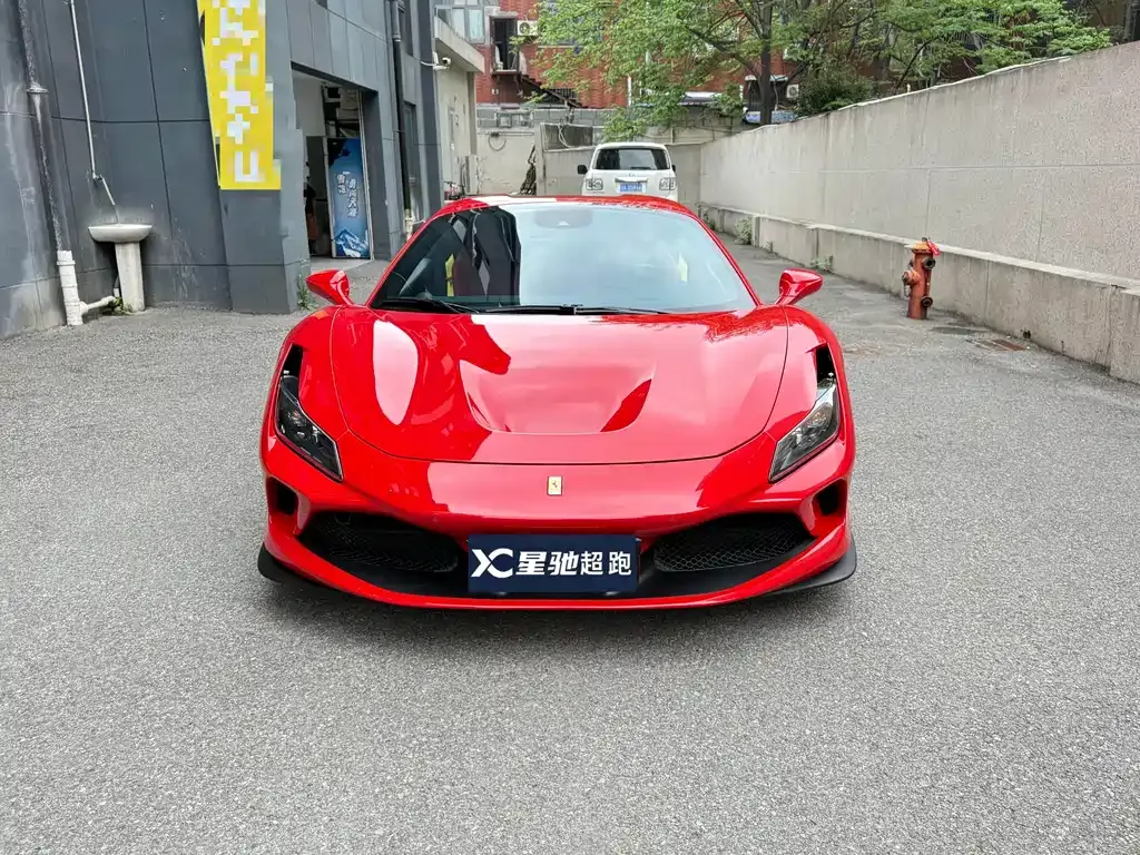 Ferrari F8 — фото 8