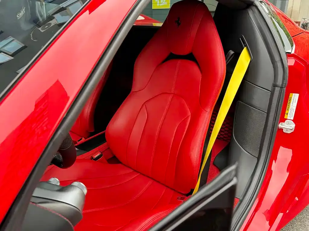 Ferrari F8 — фото 4