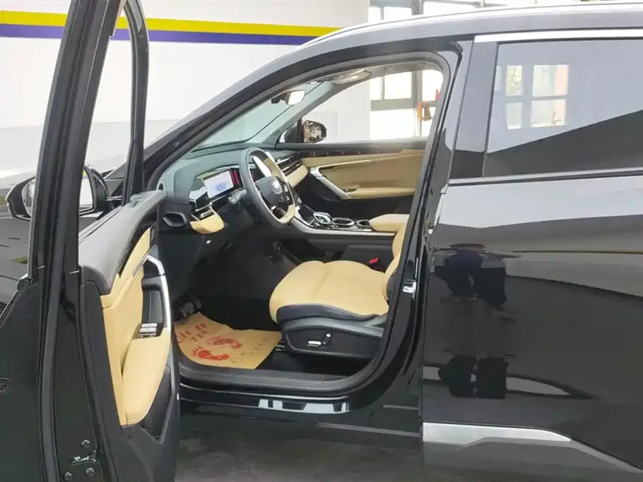 Geely Boyue L 2024 из CN, фото 10