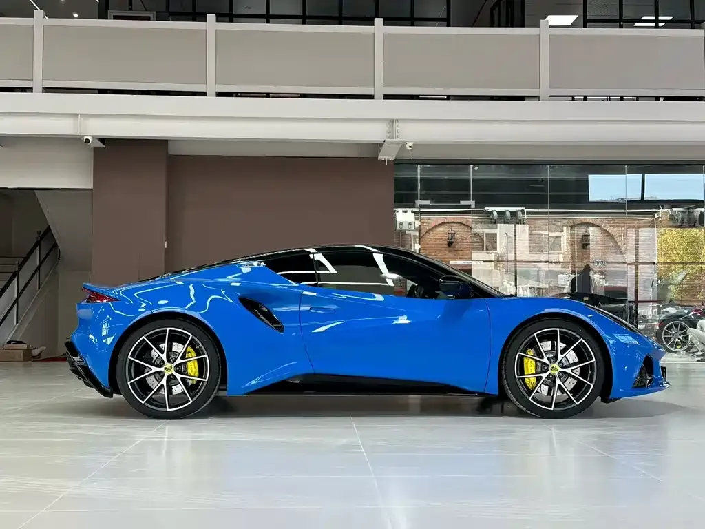 Lotus Emira 2025 из CN, фото 4