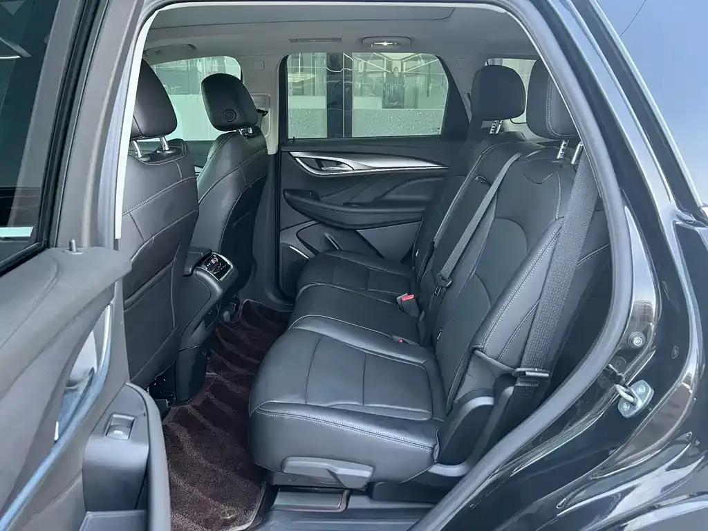 Buick Enclave — фото 4