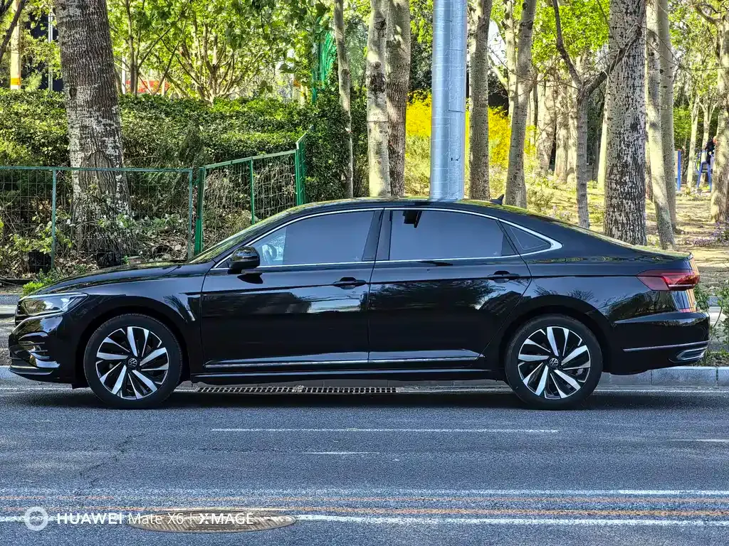 Volkswagen Passat — фото 10