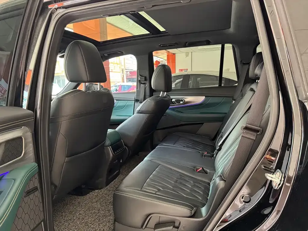 GAC Motor Trumpchi GS8 — фото 10