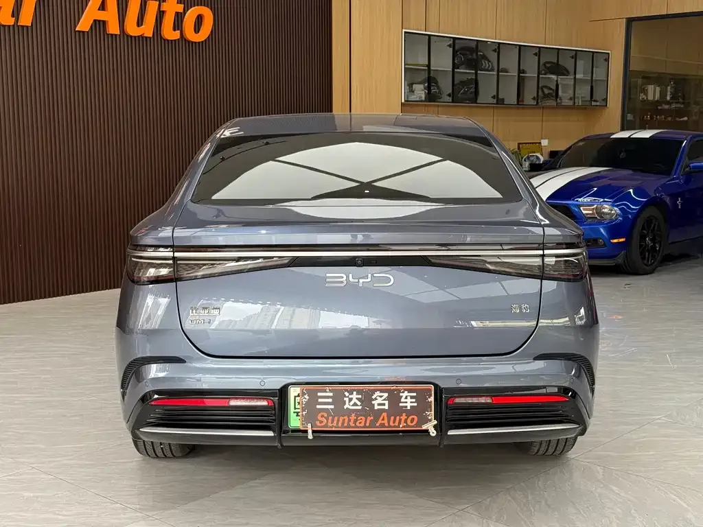 BYD Seal — фото 2