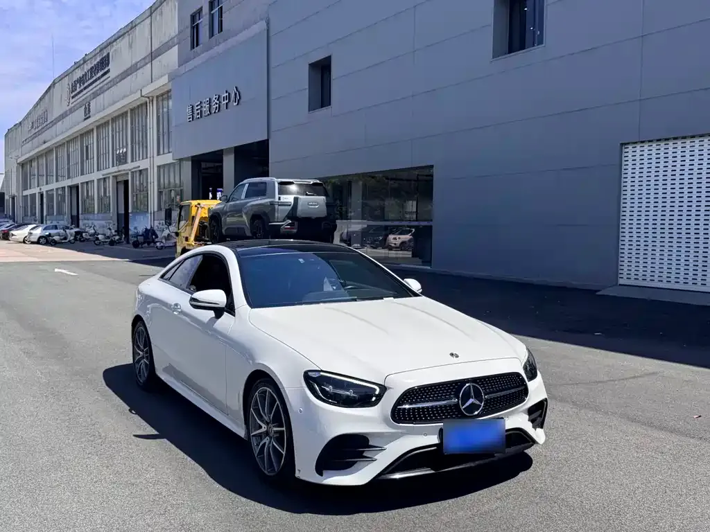 Mercedes-Benz E-Class (Import) — фото 3