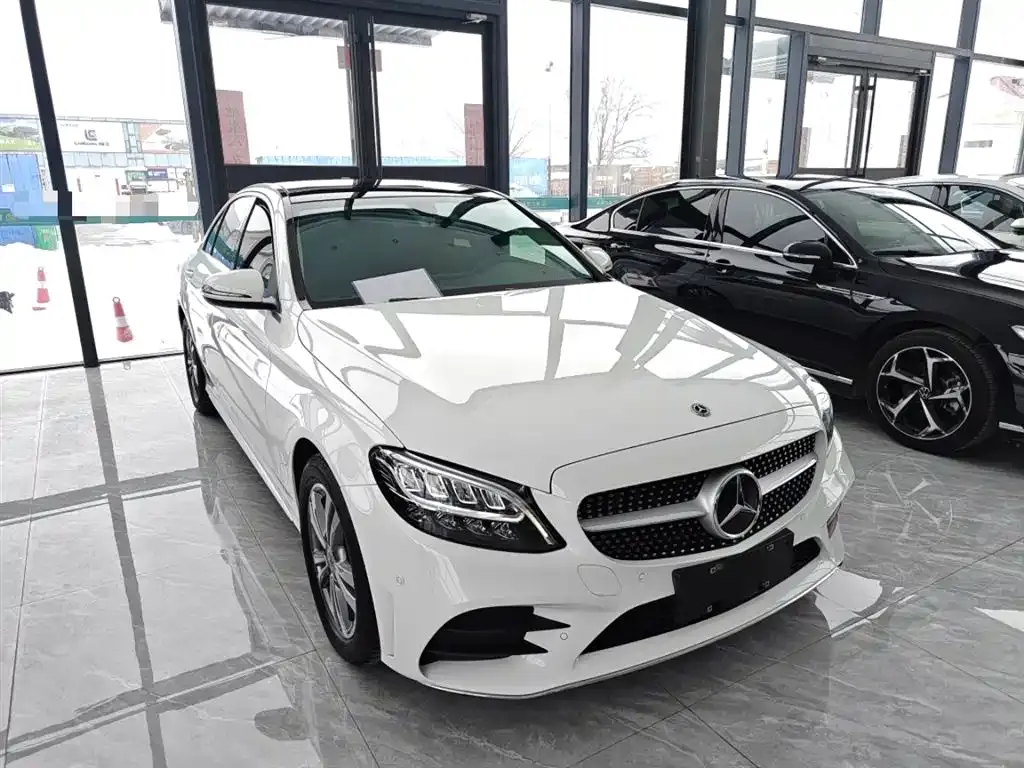 Mercedes-Benz C-Class — фото 6