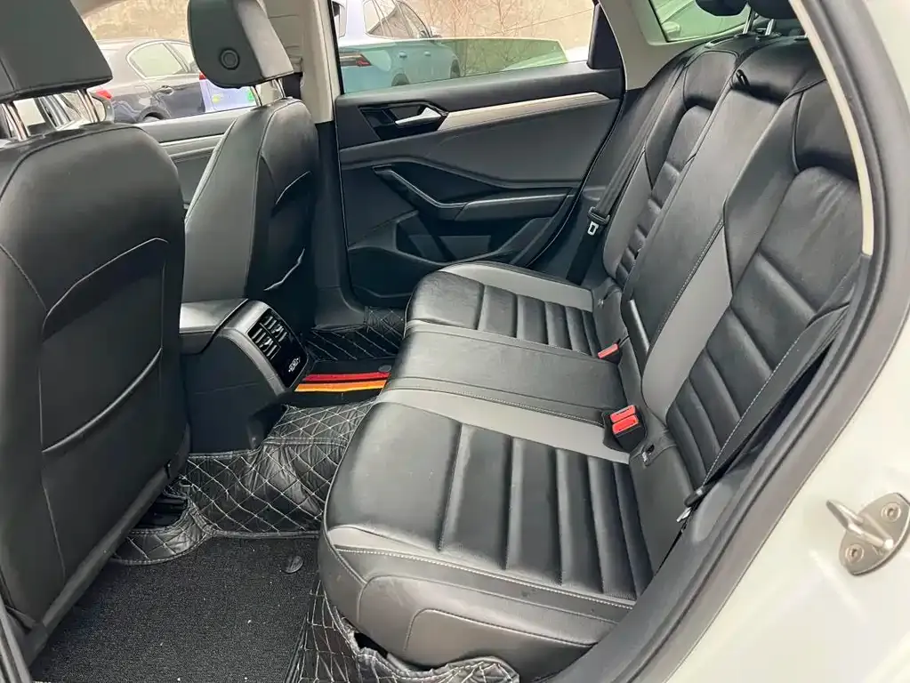 Volkswagen Sagitar 2021 из CN, фото 3
